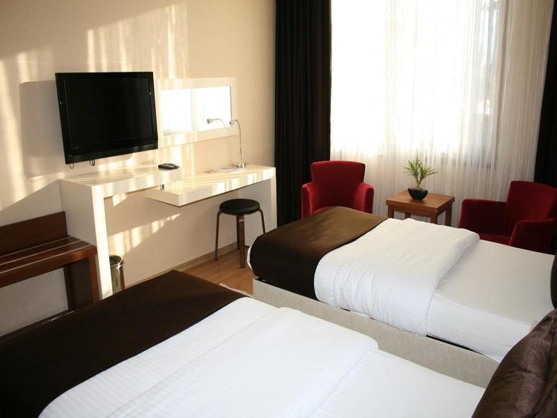 Gosterisli Otel Duzce Exterior photo