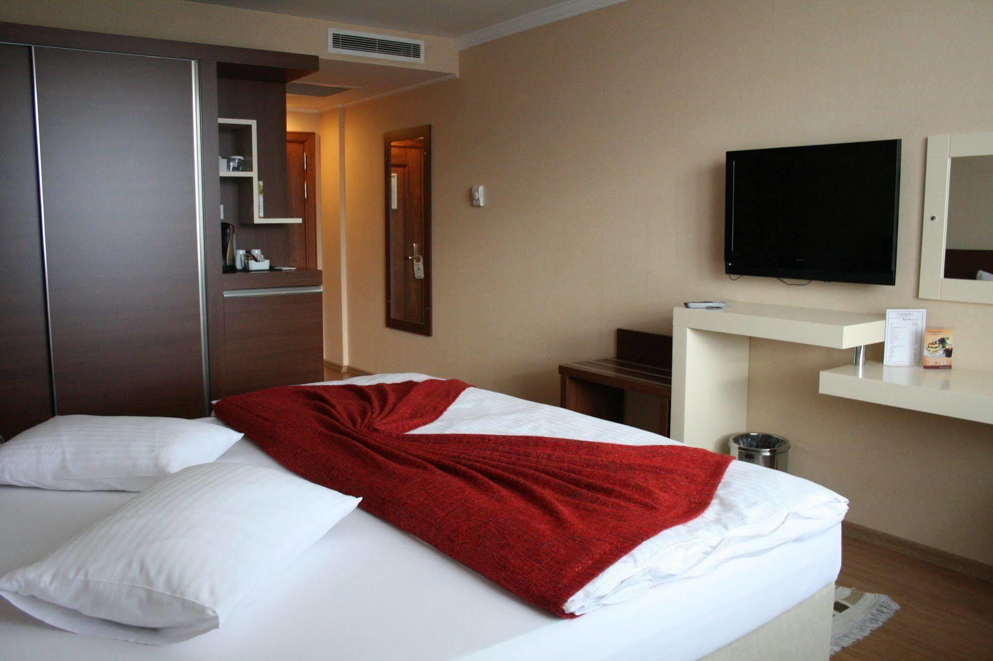 Gosterisli Otel Duzce Exterior photo