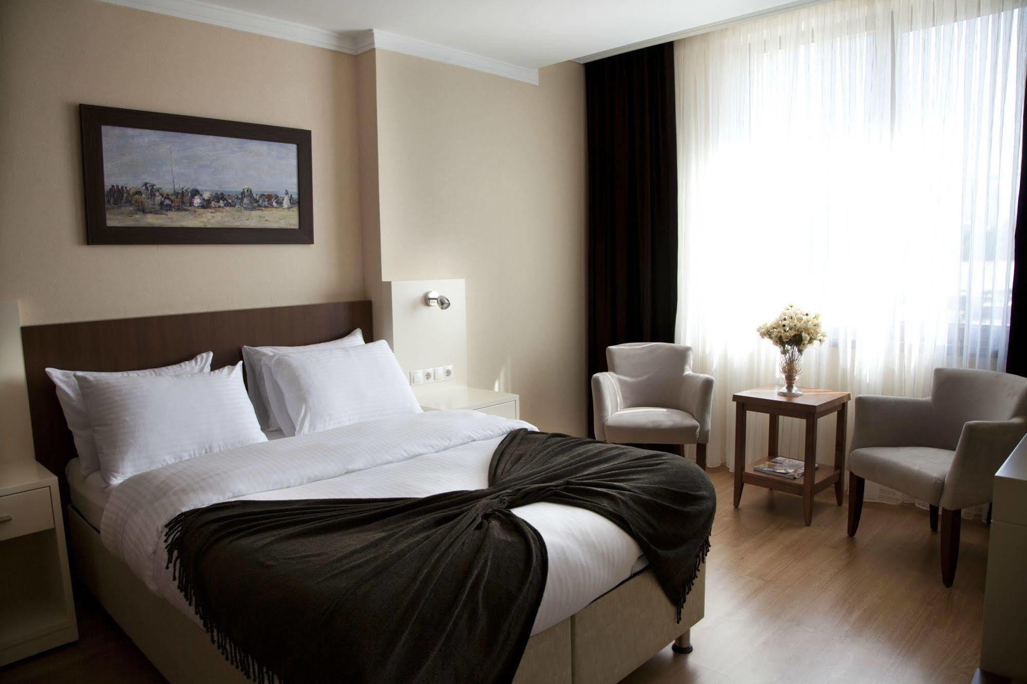 Gosterisli Otel Duzce Exterior photo